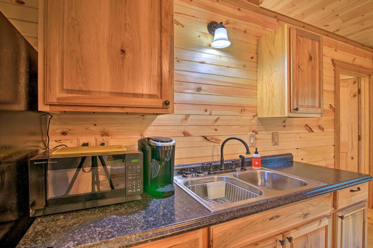 Rustic-Chic Country Cabin - 10 Mi To Main Street! Fredericksburg Ngoại thất bức ảnh